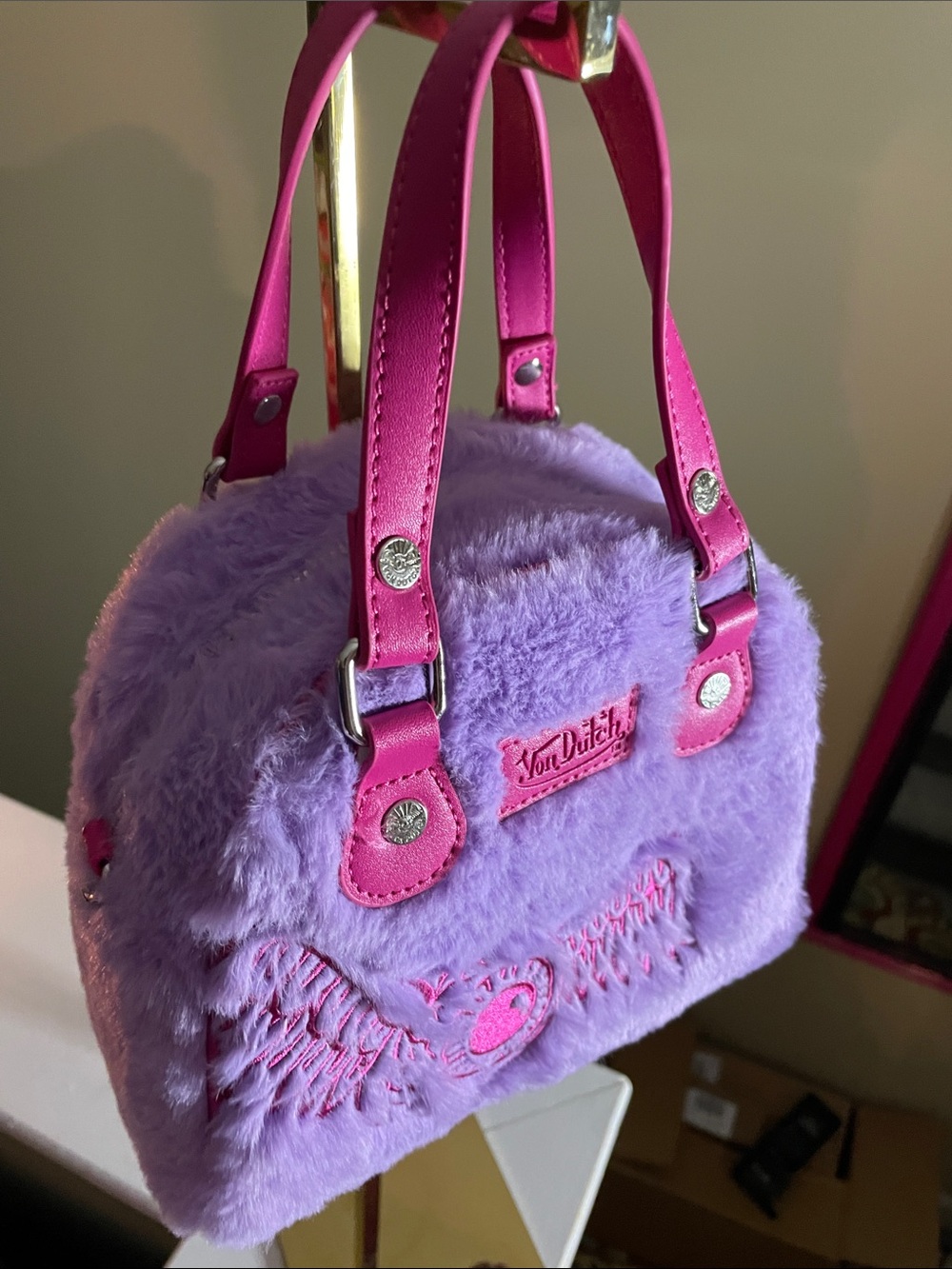 Von Dutch Lilac Plush Handbag with Hot Pink Accents - Picture 3 of 5
